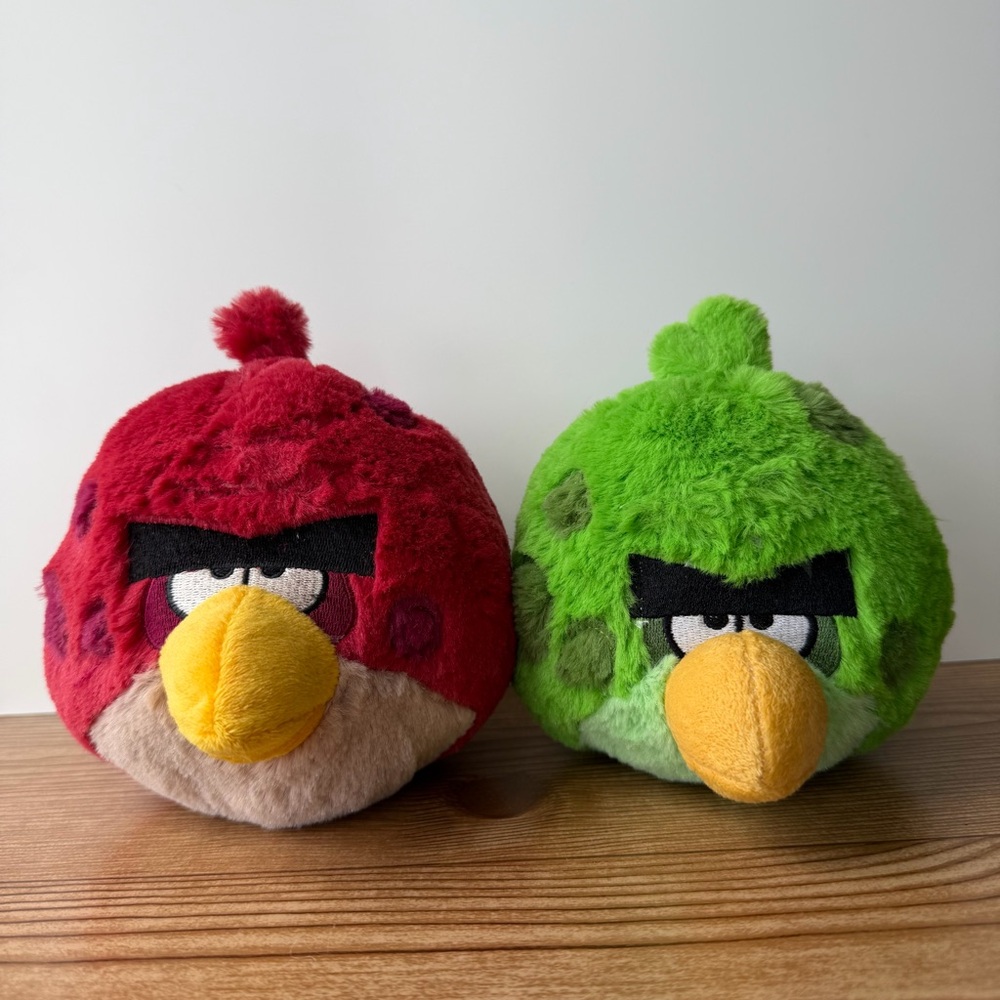 Angry Birds Red Big Brother & Green Space Terrance 5” Bird Commonwealth Plushes